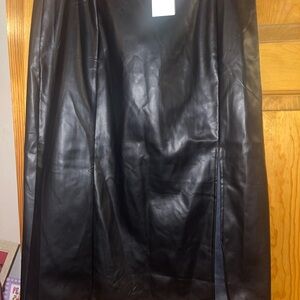 NWT Mangopop Black Faux Leather Skirt